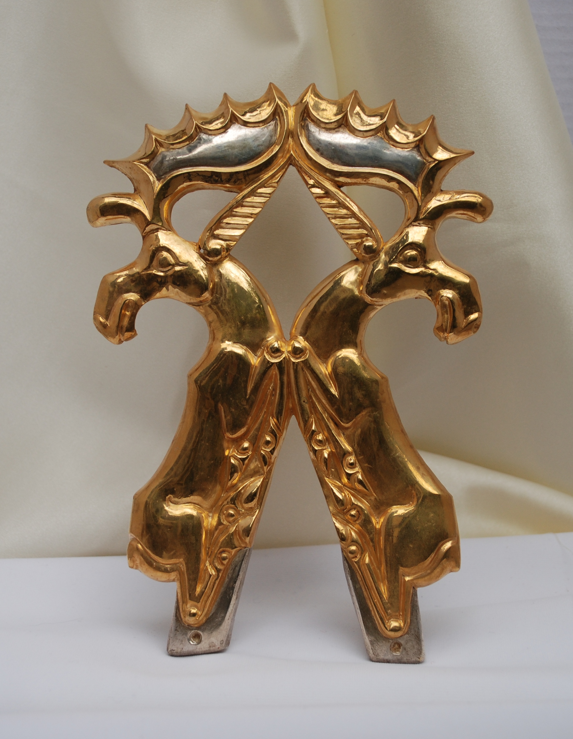 Emberek aranyban Szkjta kiállítás Budapesten