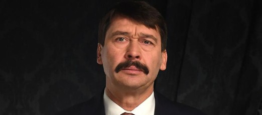 Áder jános: "Életeket menthetünk türelemmel..."