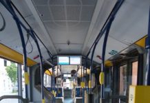 Hétfőtől fel lehet szállni a járművek első ajtaján Felszállás az első ajtón