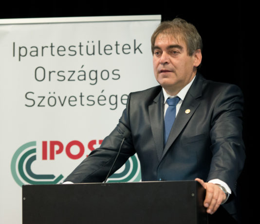 Németh László újra az IPOSZ elnöke Németh László, az IPOSZ elnöke