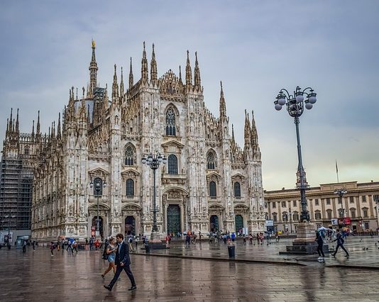 Az olasz orvosok önkéntes kijárási korlátozást javasolnak a koronavírus miatt Olaszország- az orvosok a koronavírus miatt önkéntes kijárási korlátozást javasolnak